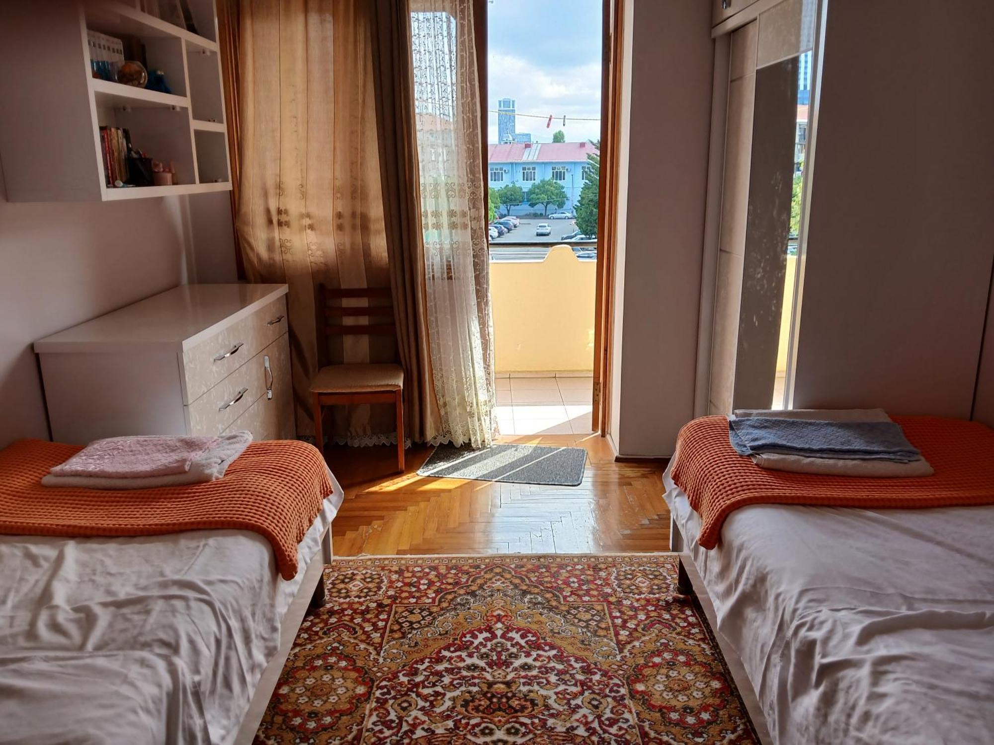 Apartment Lia Batumi Esterno foto