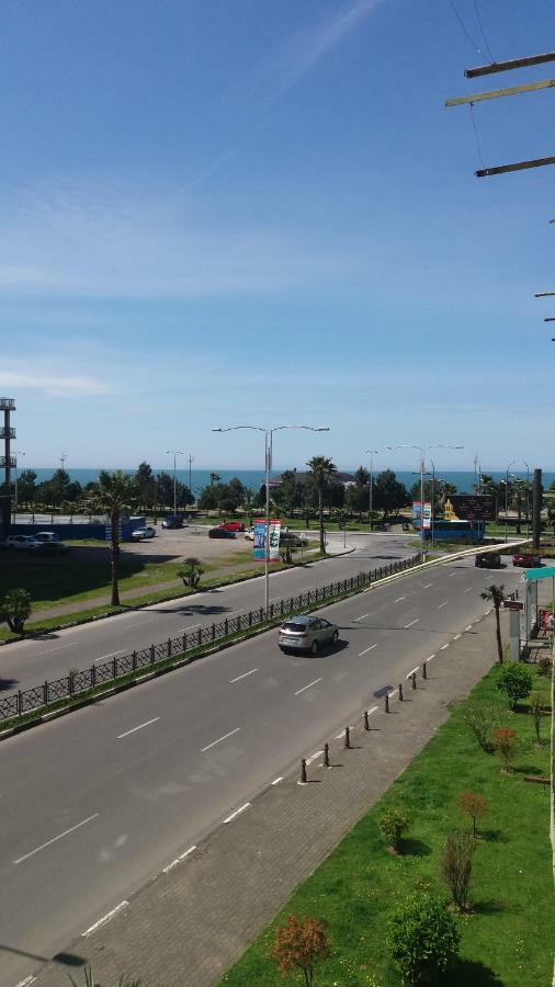 Apartment Lia Batumi Esterno foto
